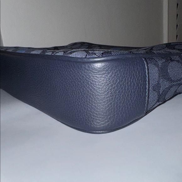 Coach Thompson Signature Jacquard Varsity Stripe Crossbody Messenger Bag - Picture 6 of 11